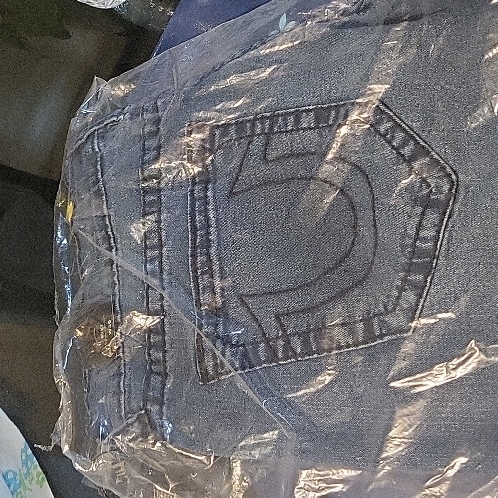 True religion - Picture 3 of 4